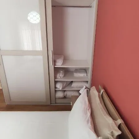 Sandy's * 纳夫普利翁