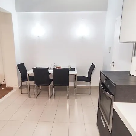 Sandy's 公寓 纳夫普利翁